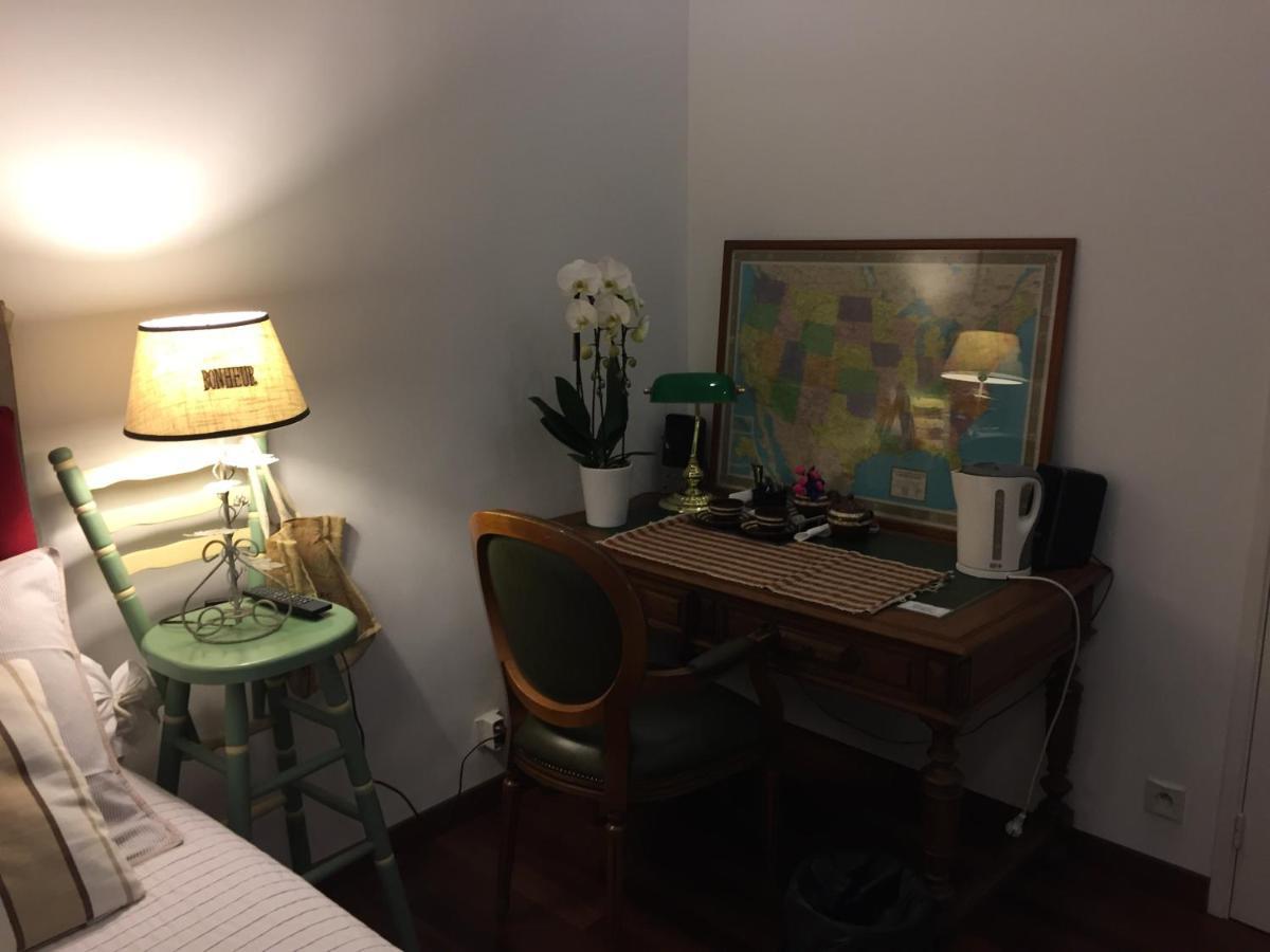 Chambre Et Salle De Bain Cocooning Labellisee Nice Exterior photo